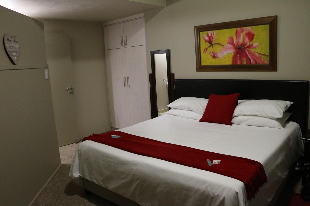 Dante Deo Guesthouse 布隆方丹 外观 照片